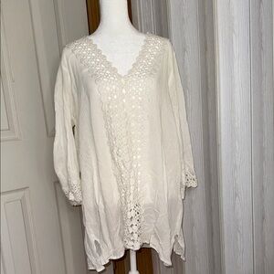 Raviya Cream Lace Detail Tunic